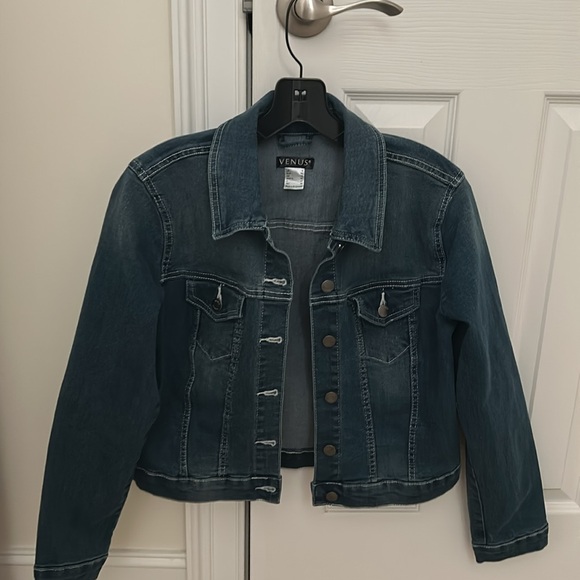 Venus Angel Wings jean jacket. Size 8. Like new. Never worn. No tags. - Picture 2 of 4